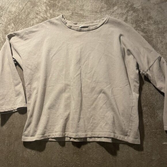 Zara Sweaters - Zara Trafuluc Shirt Women's Size Medium Loose Fit Minimilist Cream Tan Long Slv